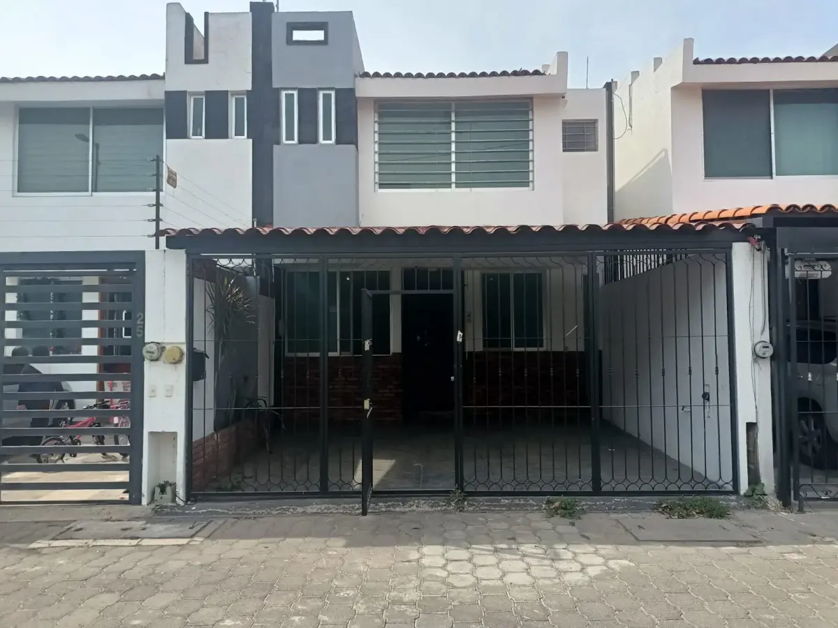 Casa en venta en Real de Valdepeñas, Zapopan — foto 1 de 16