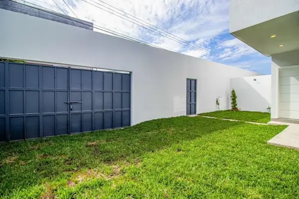 Casa en venta en Lomas de Trujillo, Emiliano Zapata — foto 2 de 16