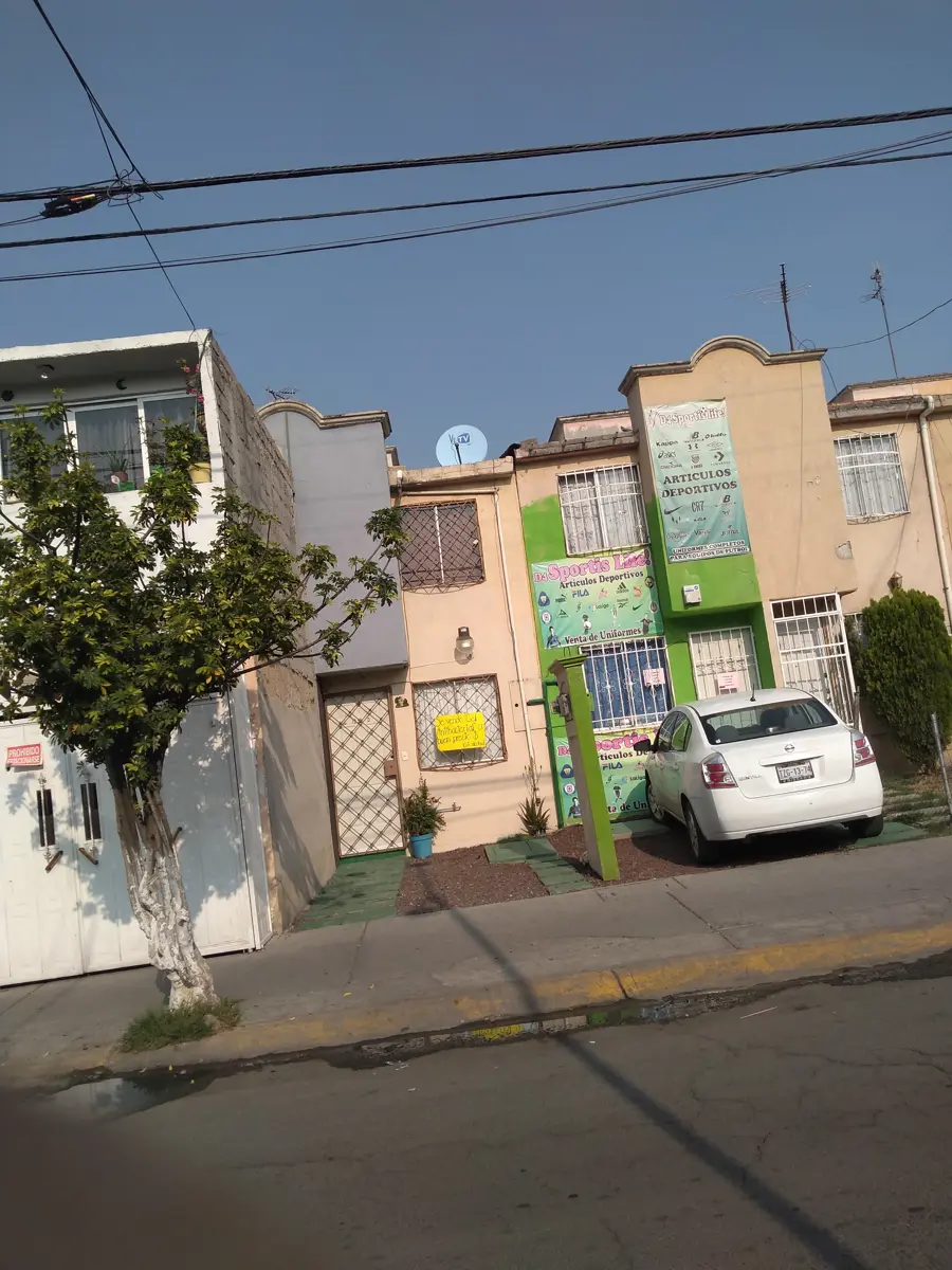 Casa en venta en San Vicente Chicoloapan de Juárez Centro, Chicoloapan — foto 1 de 6
