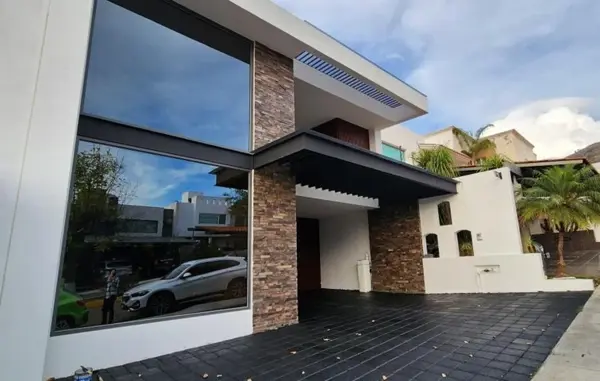 Casa en venta en Lomas de las Americas, Morelia — foto 2 de 11