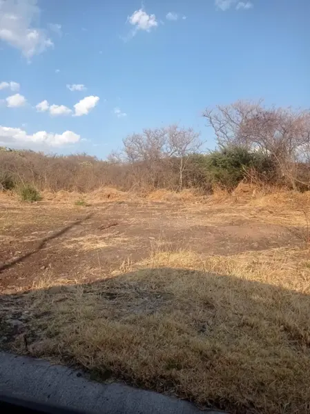 Terreno en venta en La Campiña, León — foto 2 de 5