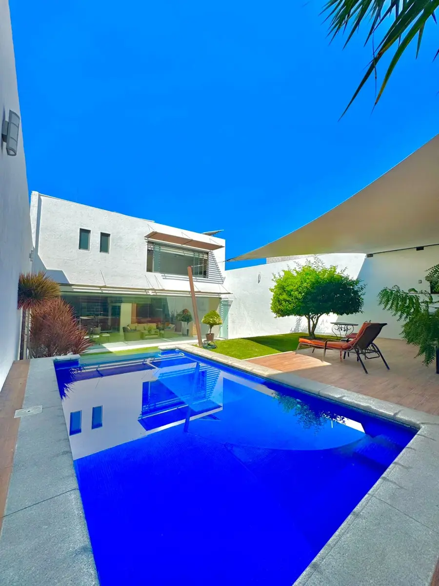 Casa en venta en Burgos Bugambilias, Temixco — foto 1 de 27