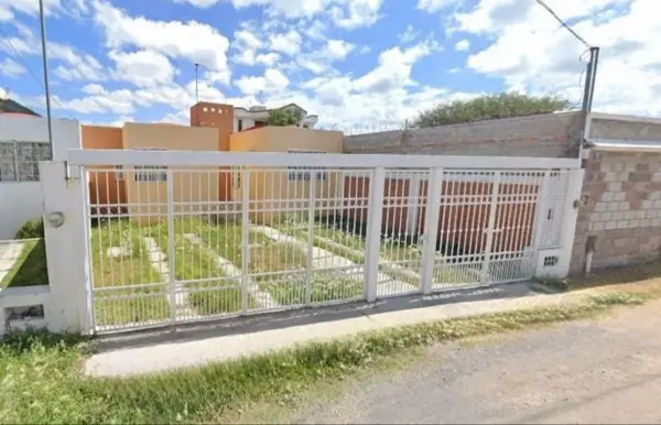 Casa en venta en Granjas Banthí Sección Solares, San Juan del Río, Querétaro Casa en venta en Granjas Banthí Sección Solares, San Juan del Río, Querétaro