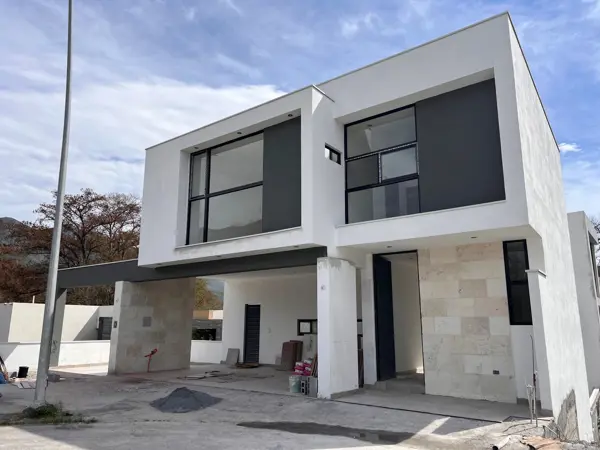 Casa en venta en Amorada Privada Residencial, Santiago — foto 2 de 52