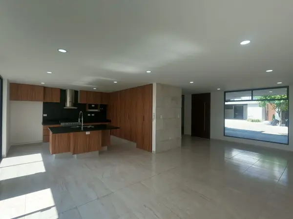 Casa en venta en Lomas de Angelópolis, San Andrés Cholula — foto 3 de 14