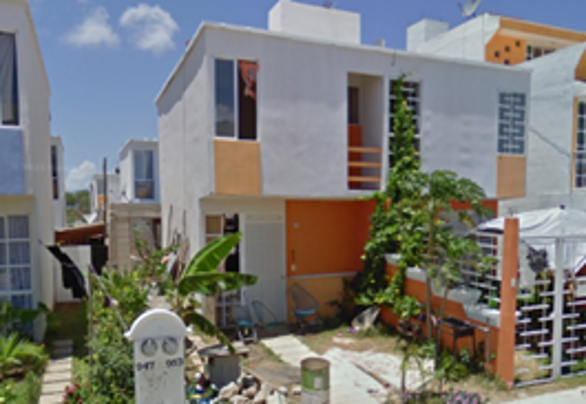 Casa en venta en La Guadalupana, Solidaridad — foto 1 de 10