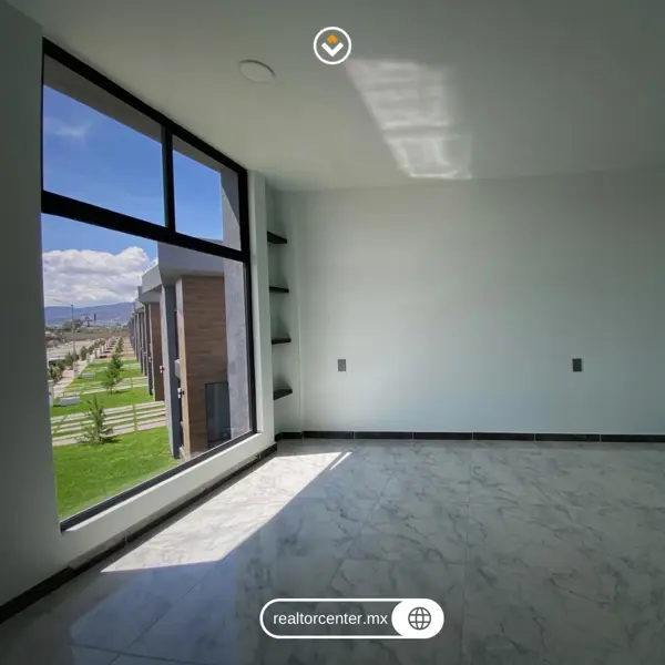 Casa en venta en Las Águilas, Mineral de la Reforma — foto 3 de 8