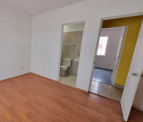Casa en venta en Real Castell, Tecámac — foto 3 de 9