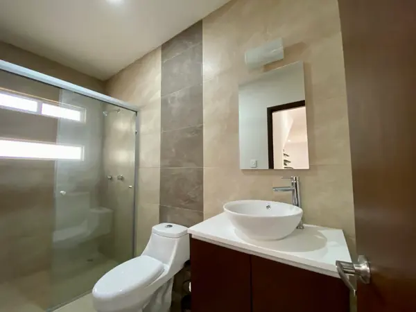 Casa en venta en Lomas del Portezuelo, Mineral de la Reforma — foto 3 de 24