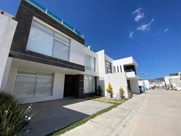 Casa en venta en Lomas del Portezuelo, Mineral de la Reforma — foto 2 de 24