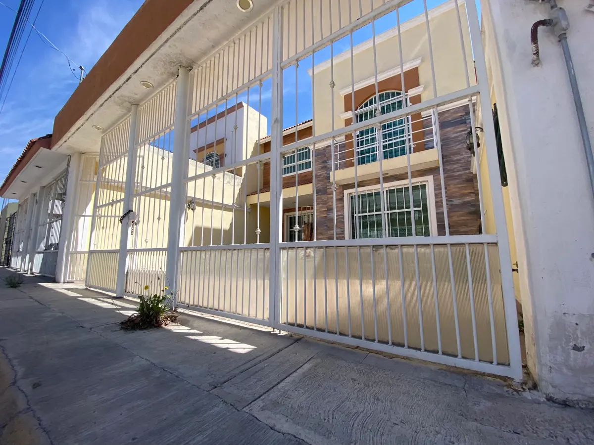 Casa en renta en Hacienda la Herradura, Pachuca de Soto — foto 1 de 19