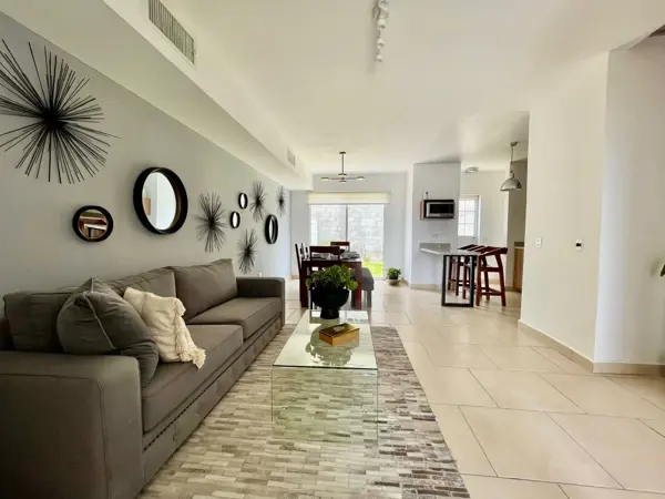 Casa en renta en Los Almendros II, Torreón — foto 2 de 8