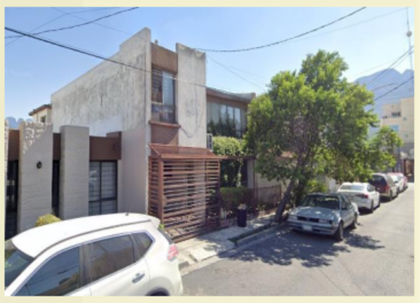 Casa en venta en Mitras Norte, Monterrey — foto 2 de 9