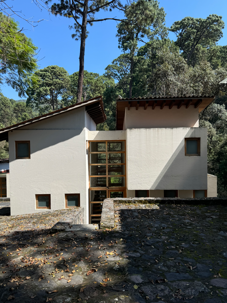 Casa en renta en Avandaro, Valle de Bravo — foto 1 de 16