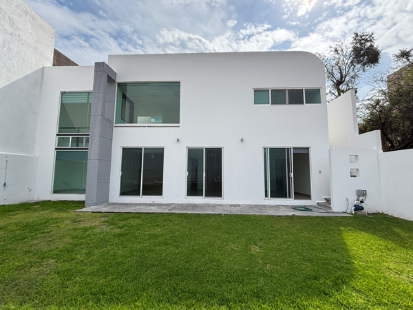Casa en renta en Colinas del Bosque 2a Sección, Corregidora — foto 2 de 21