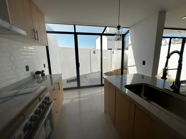 Casa en venta en El Condado, Corregidora — foto 3 de 23