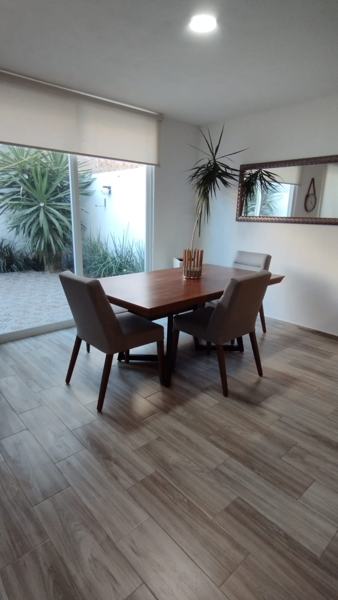 Casa en venta en Cañadas del Arroyo, Corregidora — foto 2 de 23