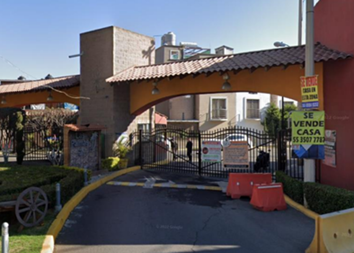 Casa en venta en Hacienda las Palmas I y II, Ixtapaluca — foto 1 de 3
