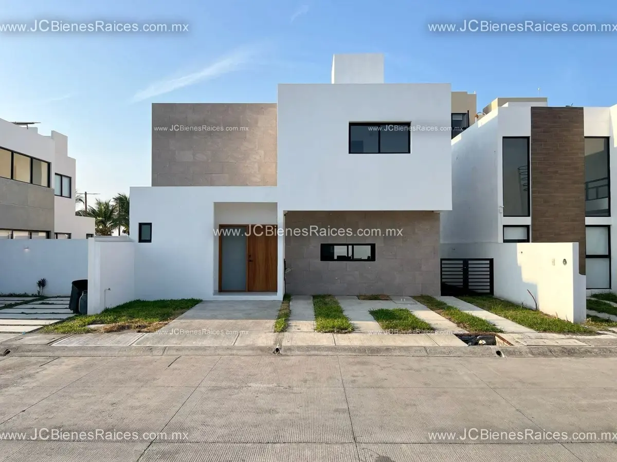 Casa en venta en Residencial las Higueras, Alvarado — foto 1 de 11