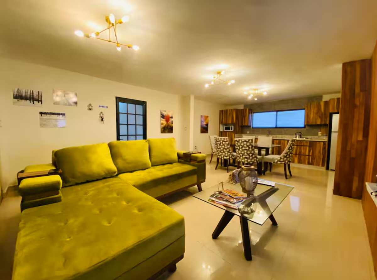 Casa en venta en Los Maestros, Saltillo — foto 1 de 28