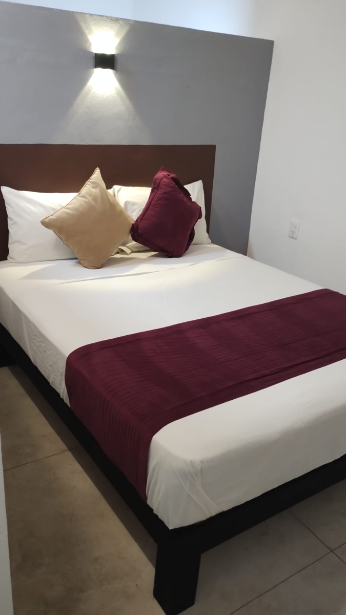 Edificio en venta en Compostela Centro, Compostela — foto 1 de 14