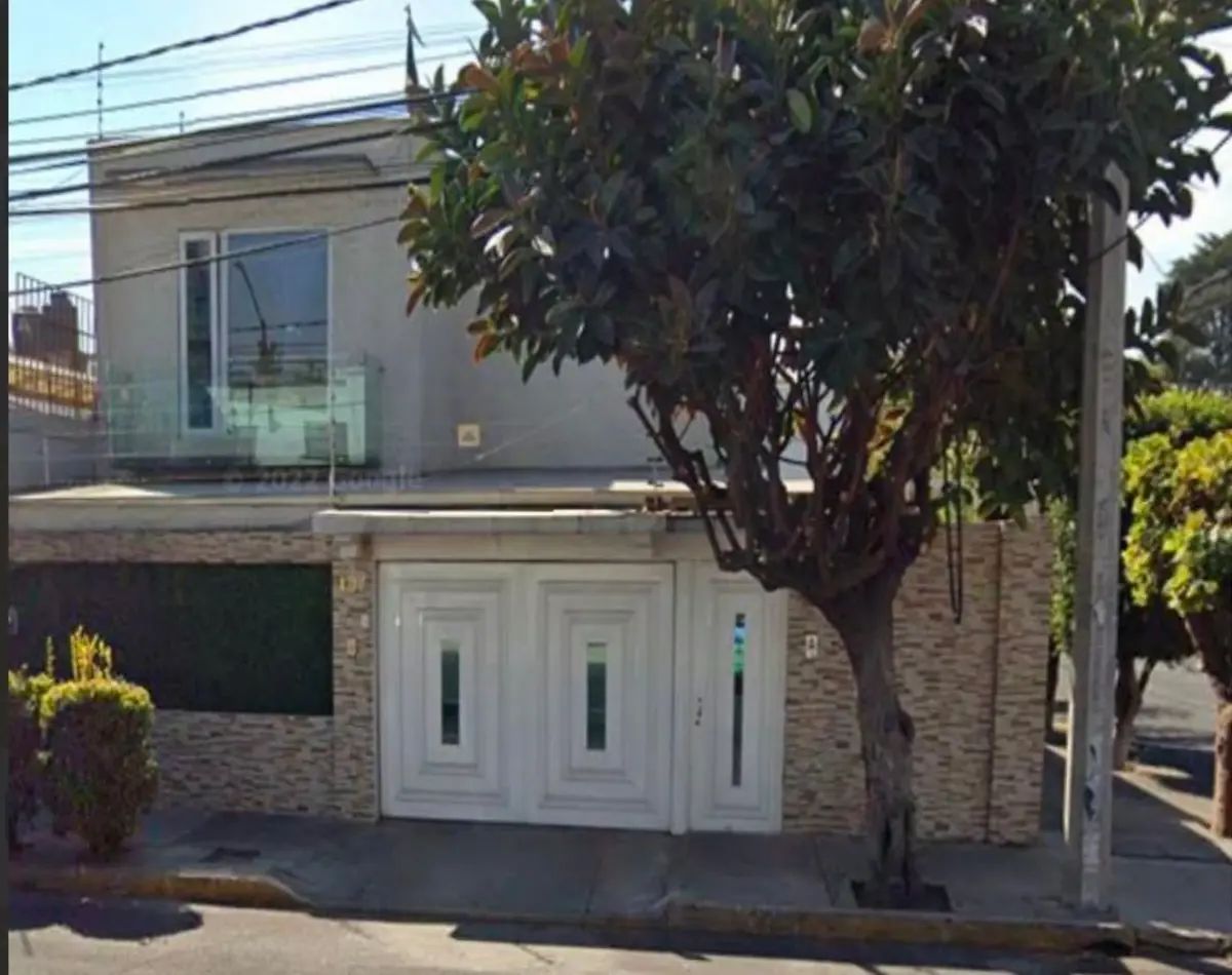 Casa en venta en Claveria, Azcapotzalco — foto 1 de 7