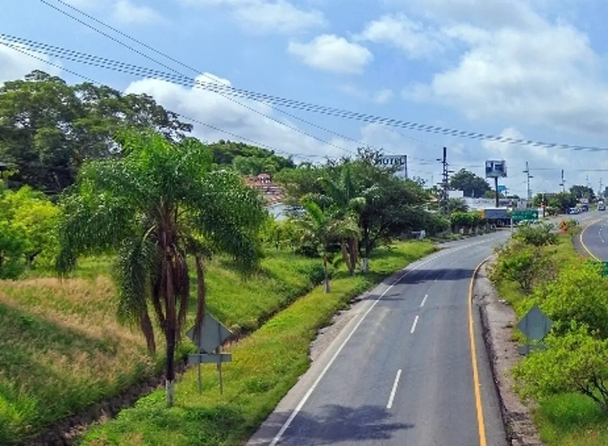 Terreno en venta en Manzanillo (Playa de Oro), Manzanillo