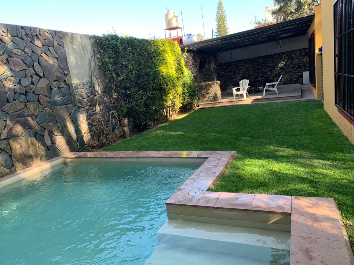 Casa en renta en Loma Bonita, Cuernavaca — foto 1 de 12