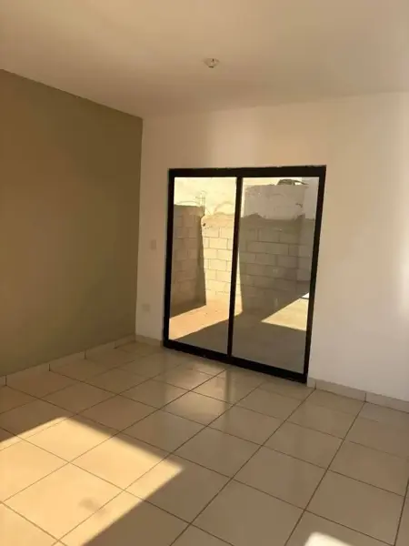 Casa en venta en Jardines del Sol, Torreón — foto 2 de 10