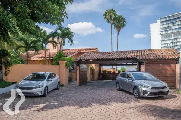 Casa en venta en Lomas Del Valle, Zapopan — foto 2 de 21