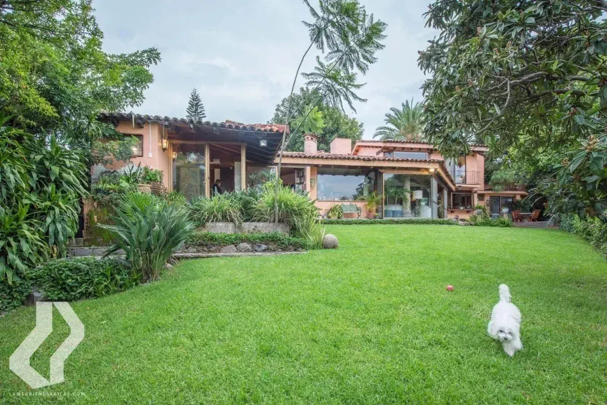 Casa en venta en Lomas Del Valle, Zapopan — foto 1 de 21