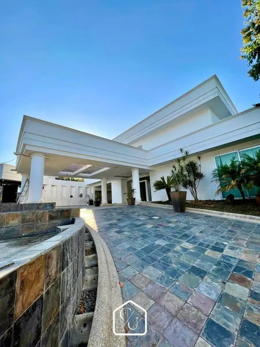 Casa en venta en Colinas de San Javier, Zapopan — foto 1 de 23