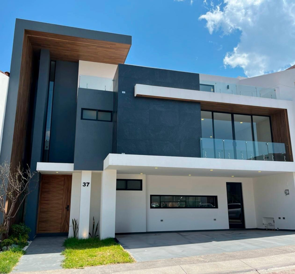 Casa en venta en Lomas de Angelópolis, San Andrés Cholula, Puebla