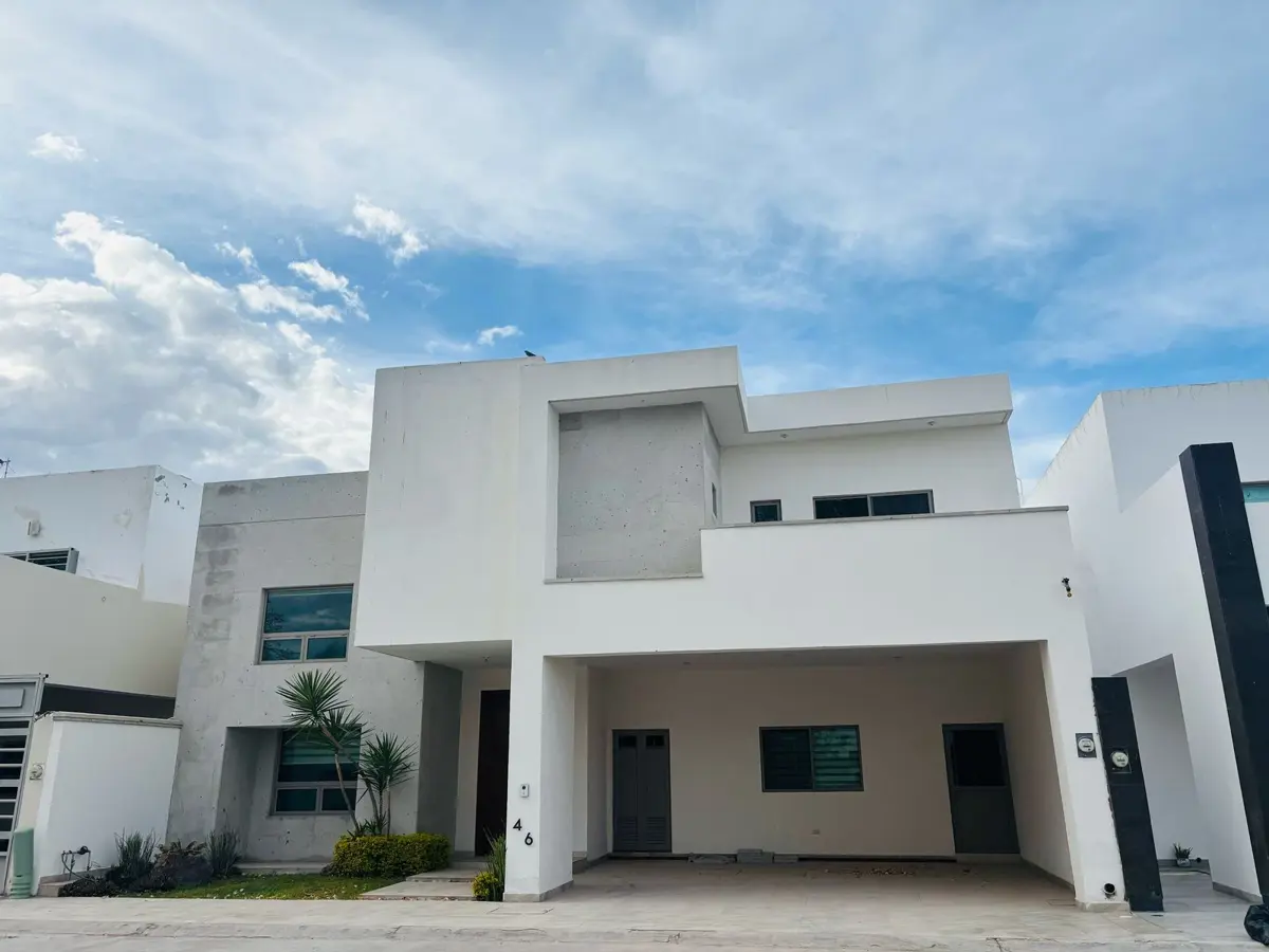Casa en venta en Rincón las Trojes, Torreón — foto 1 de 23