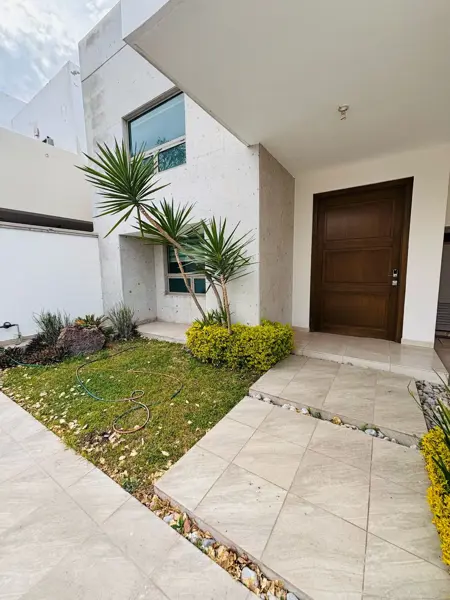 Casa en venta en Rincón las Trojes, Torreón — foto 2 de 23