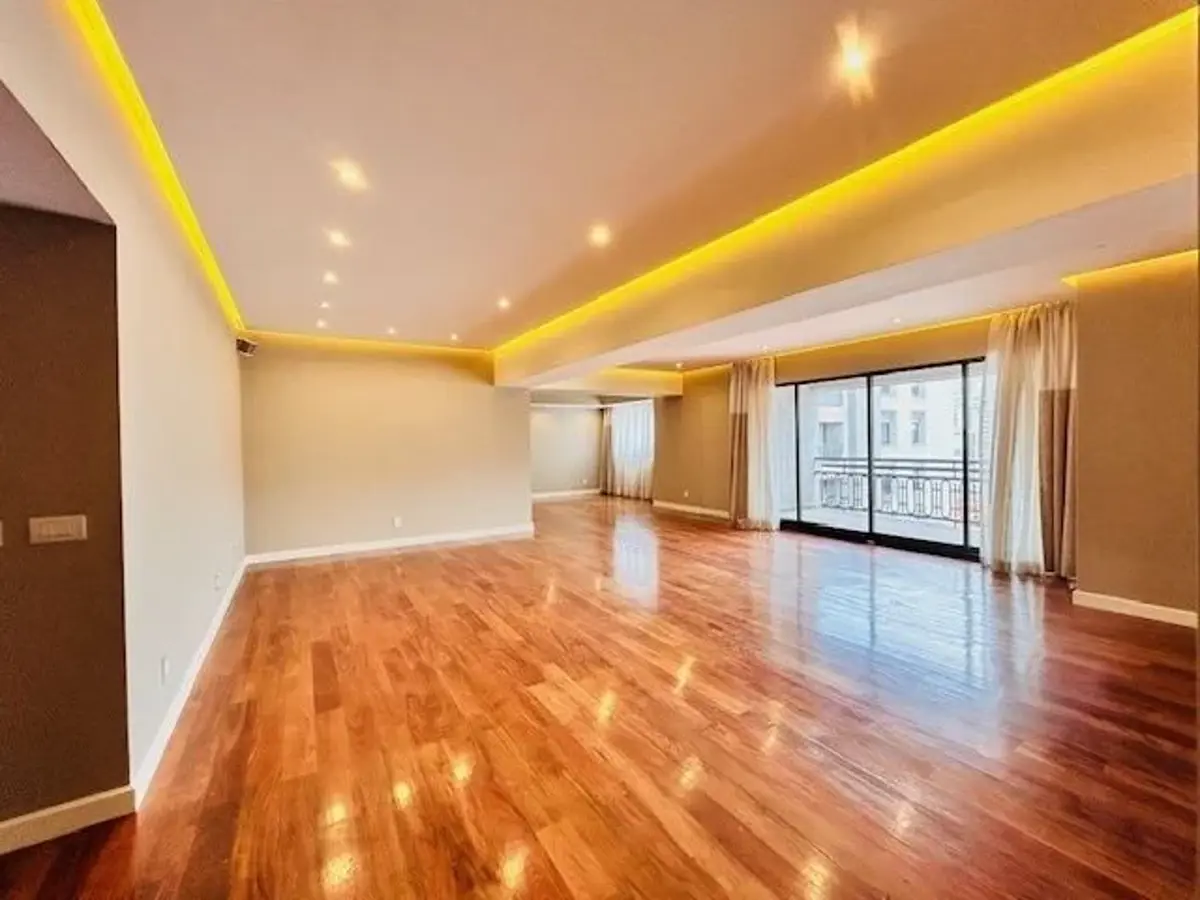 Departamento en venta en Bosques de las Lomas, Cuajimalpa de Morelos — foto 1 de 34