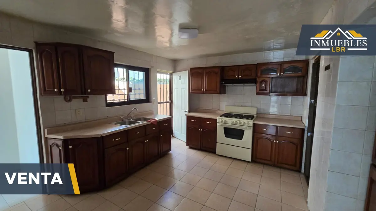 Casa en venta en Mitras Centro, Monterrey — foto 1 de 16