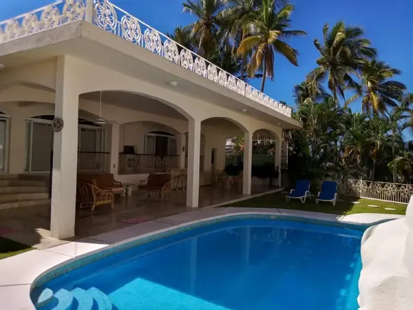 Casa en venta en Playa Guitarrón, Acapulco de Juárez — foto 3 de 4