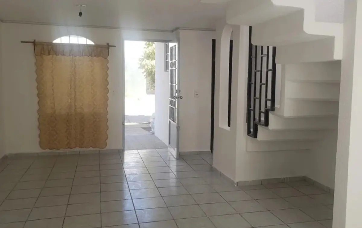 Casa en venta en Jardines Del Edén, Tlajomulco de Zúñiga — foto 1 de 12