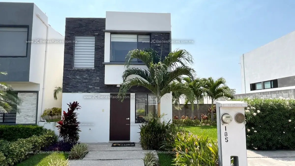 Casa en venta en Valente Diaz, Veracruz — foto 1 de 19