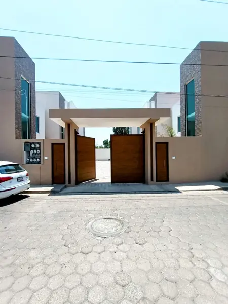 Casa en venta en Cuautlancingo, Cuautlancingo — foto 2 de 30