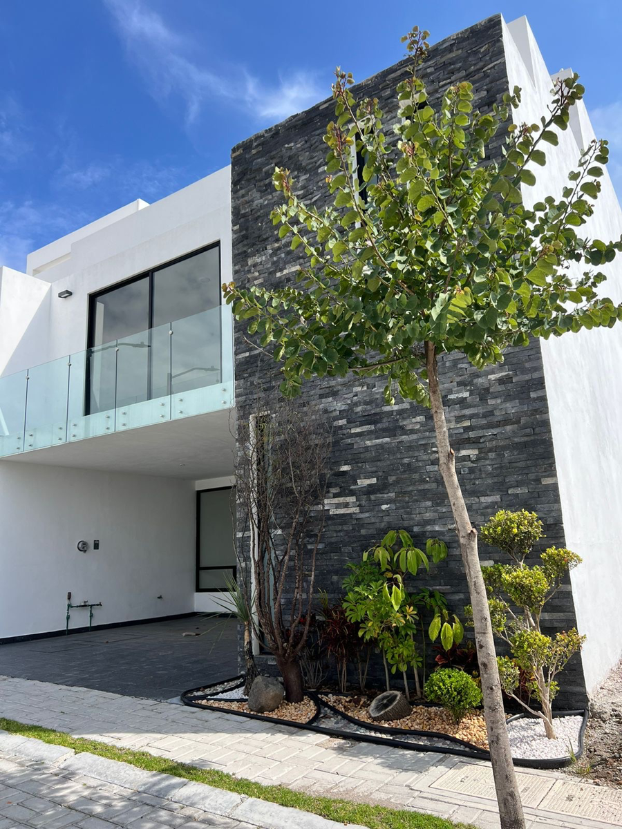 Casa en venta en Lomas de Angelópolis, San Andrés Cholula — foto 1 de 12