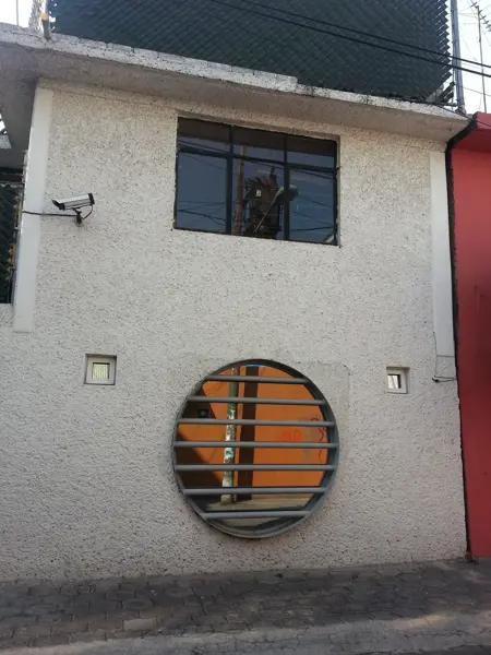Casa en venta en Emiliano Zapata Fraccionamiento Popular, Coyoacán — foto 2 de 13