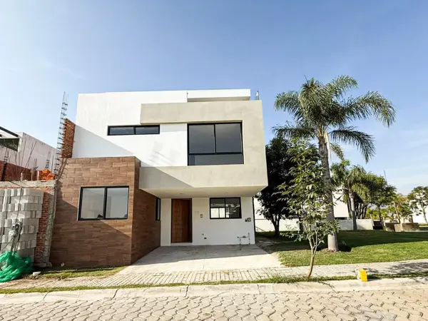 Casa en venta en Lomas de Angelópolis, San Andrés Cholula — foto 2 de 27