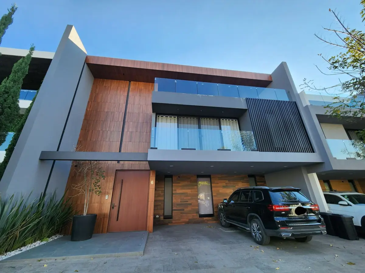 Casa en venta en Lomas de Angelópolis, San Andrés Cholula — foto 1 de 34