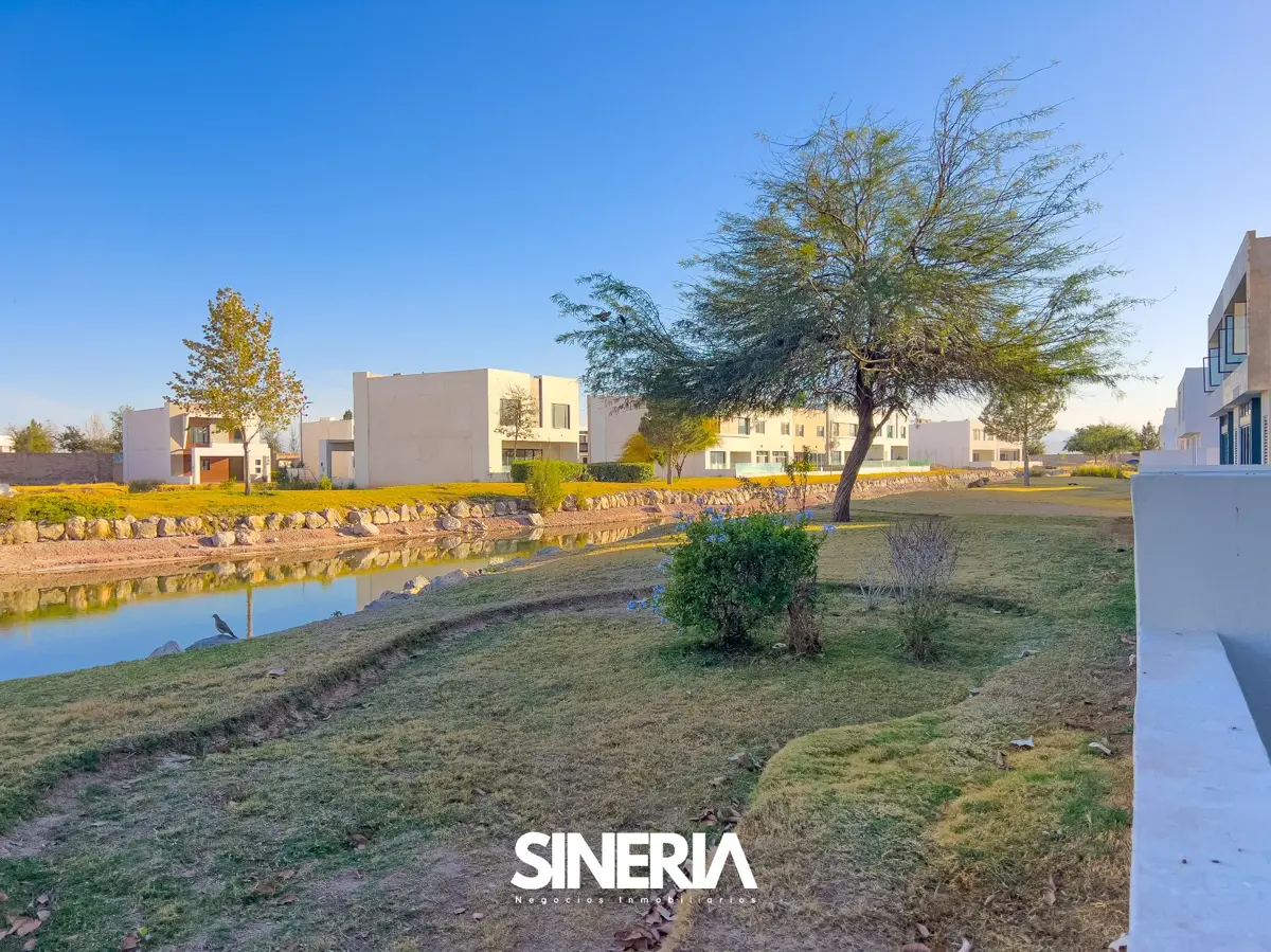 Casa en venta en Altozano la Nueva Laguna, Gómez Palacio — foto 1 de 28
