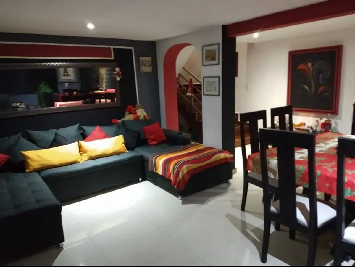 Casa en venta en Los Alamos, Naucalpan de Juárez — foto 1 de 9