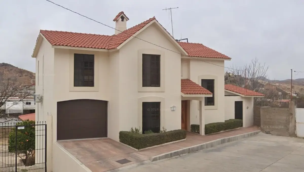 Casa en venta en Del Parque, Hidalgo del Parral — foto 1 de 13