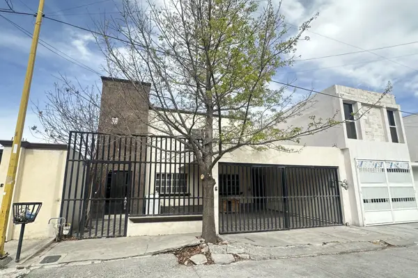 Casa en renta en Humberto Davila Esquivel, Saltillo — foto 2 de 15