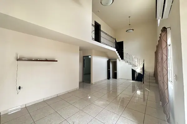 Casa en renta en Humberto Davila Esquivel, Saltillo — foto 3 de 15